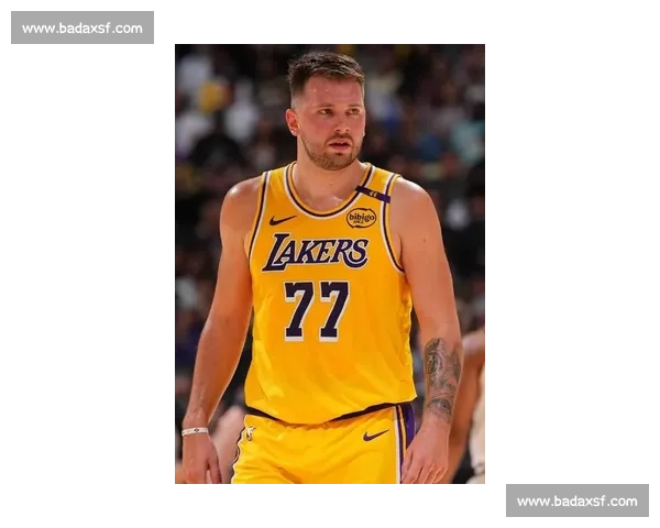 首节 22 分的统治力：冯泰奇奥亲历东契奇开局暴击